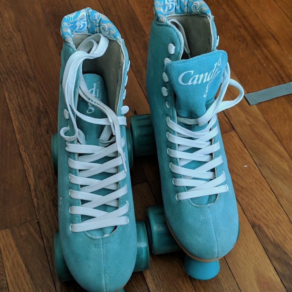 Candi grl - women's size 10 Carlin roller skates - Seafoam